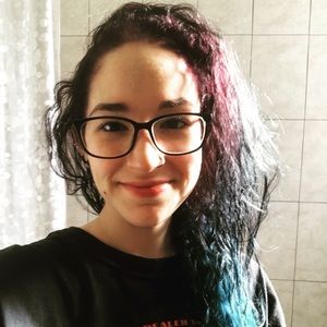 Meet your Posher, Alyssa